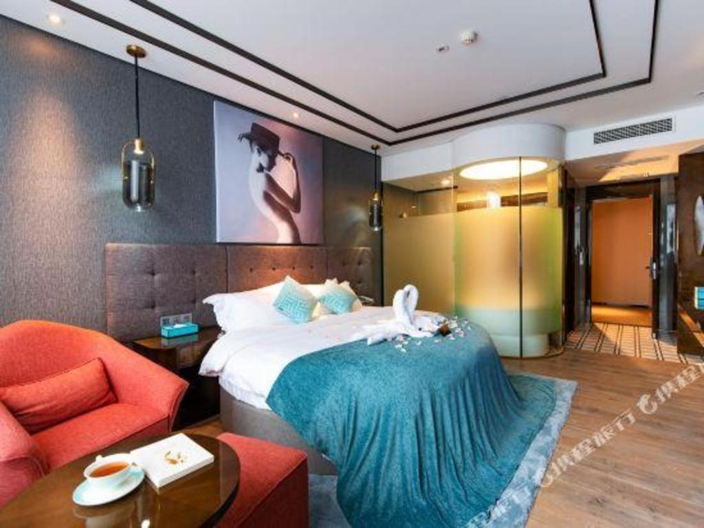 Xana Hotelle-Hotel Luzhou Baizitu Square Eksteriør bilde